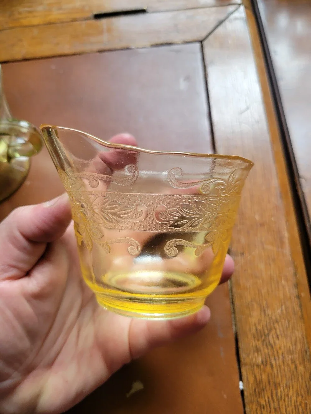 1930 MACBETH-EVANS YELLOW DEPRESSION GLASS CREAMERS
